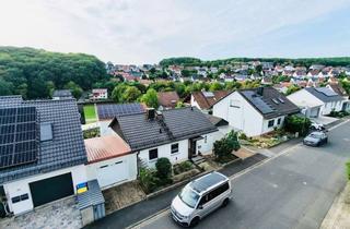 Haus kaufen in 97532 Üchtelhausen, Familienglück mit Weitblick und sonnigem Westbalkon