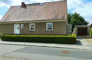Einfamilienhaus kaufen in 02991 Lauta, Freistehendes Einfamilienhaus mit großzügigem Garten von Privat