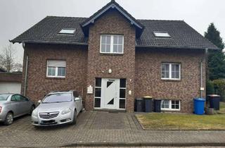Haus kaufen in Goarstal, 53894 Mechernich, Gepflegtes Zweifamilienhaus mit freier Dachgeschosswohnung, großem Südgarten und Garage
