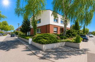 Haus kaufen in Zaunhofstraße 38, 50997 Meschenich, Provisionsfrei: Zweifamilienhaus mit großem Grundstück | Garten | 2 Garagen