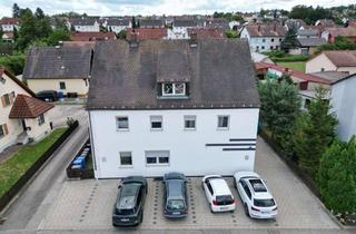 Einfamilienhaus kaufen in 93309 Kelheim, Wohnen & Investieren vereint – saniertes Einfamilienhaus mit drei vermieteten Wohneinheiten!