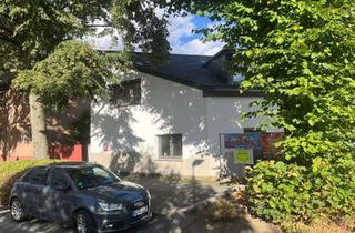Mehrfamilienhaus kaufen in 60437 Bonames, Wohnen mit Charakter: Mehrfamilienhaus in Frankfurt-Bonames
