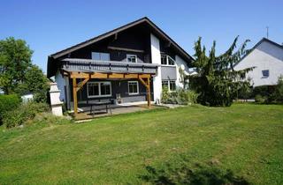 Haus kaufen in 84069 Schierling, Realisieren Sie Wohnträume im großen 2 Familienhaus auf tollem Grundstück in Schierling