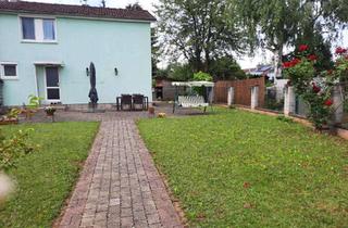 Haus mieten in 60433 Bonames, Vollmöbliertes Doppelhaus mit großem Garten in Frankfurt-Frankfurter Berg