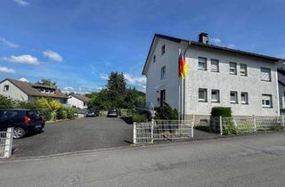 Anlageobjekt in 59581 Warstein, Vollvermietetes Dreifamilienhaus mit Entwicklungspotenzial in begehrter Wohnlage