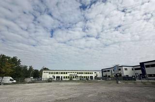 Immobilie mieten in Straße Der Einheit 112, 14612 Falkensee, Große Freifläche (ca. 1.600 m²) in Falkensee zu vermieten - vielseitig nutzbar