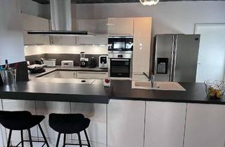 Wohnung kaufen in Sulgauer Straße 11, 78713 Schramberg, Zuhause mit viel Platz in Sulgen-Mitte