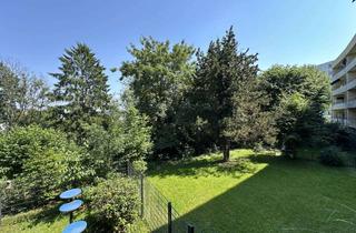 Wohnung kaufen in Rostocker Straße 13, 42109 Wuppertal, Attraktive 2-Zimmer-Wohnung mit Balkon und Blick ins Grüne