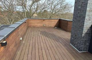 Wohnung mieten in 12207 Lichterfelde, Exklusive Dachgeschosswohnung mit großer Dachterrasse, 2 Bädern & Einbauküche