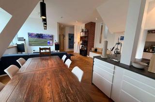 Wohnung mieten in Goerzallee 27, 12207 Lichterfelde, Exklusive Dachgeschosswohnung mit großer Dachterrasse, 2 Bädern & Einbauküche