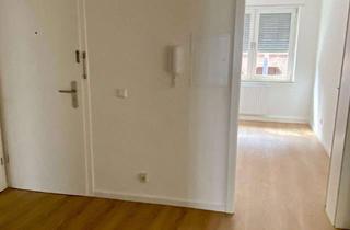Wohnung mieten in Rathausplatz 22, 52531 Übach-Palenberg, Renovierte 3-Zimmer-Wohnung am Rathausplatz mit 40qm teilüberdachter Terasse