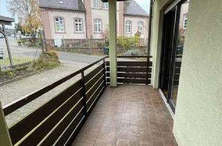 Wohnung mieten in Esternaystr., 76337 Waldbronn, 2-Zimmer-Wohnung im EG mit Balkon & Garage in ruhiger, grüner Lage
