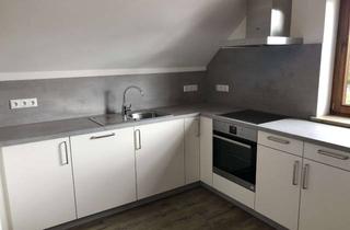 Wohnung mieten in 91616 Neusitz, Großzügige 4,5-Zimmer-Wohnung in der 1. Etage eines Zweifamilienhaues in Neusitz