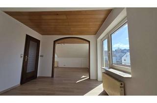 Wohnung mieten in Am Josenhof, 78713 Schramberg, Schöne 3,5 Zimmer DG-Wohnung Sulgen in guter Lage