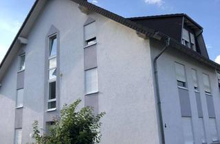 Wohnung mieten in Luigi-Pirandello-Straße, 53127 Ippendorf, Gepflegte 3-Zimmer-Dachgeschosswohnung mit Einbauküche in Bonn