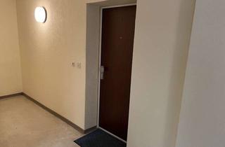 Wohnung mieten in Föttingerzeile 45, 12277 Berlin, Freundliche 2-Zimmer-Wohnung mit EBK und Balkon in Berlin Marienfelde
