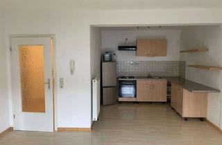 Wohnung mieten in Auf Dem Flur 36, 54552 Schalkenmehren, Zwei Zimmer in Schalkenmehren: Helle Wohnung mit Balkon
