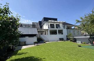 Haus kaufen in 45731 Waltrop, Großzügiges Zweifamilienhaus mit sanierter Wohneinheit