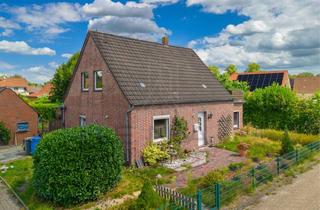 Einfamilienhaus kaufen in 26419 Schortens, Schortens (Grafschaft): Sanierungsbedürftiges Einfamilienhaus für Handwerker auf großem Grundstück!