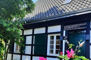Haus kaufen in 45481 Saarn, Kernsaniertes Fachwerkhaus in Saarn, Mülheim an der Ruhr