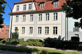 Haus kaufen in 39576 Stendal, Großzügige Gewerbeimmobilie am Justizzentrum: 3 Einheiten, großer Hof, unterkellert, provisionsfrei