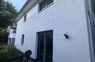 Haus mieten in Birkenredder 19b, 22359 Volksdorf, Wohnen mit Charakter: Doppelhaushälfte in Hamburg-Volksdorf