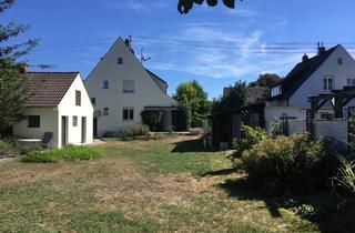 Grundstück zu kaufen in 86165 Augsburg, Augsburg - Ausgedehntes Grundstück in Augsburg-Lechhausen mit Altbestand und vielen Optionen