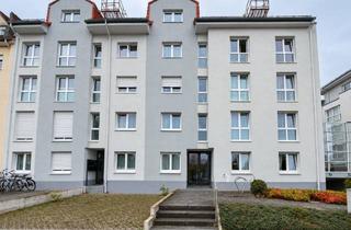 Wohnung kaufen in 63128 Dietzenbach, Exklusive Maisonette-Dachgeschosswohnung mit großer Dachterrasse, Kamin & 3