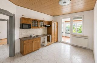 Wohnung kaufen in 67065 Mundenheim, Ein Zuhause mit Gartenflair – großzügige Altbauwohnung mit Wintergarten & Terrasse
