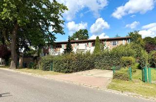 Wohnung kaufen in 16767 Leegebruch, Besonderes Reihenendhaus (WEG) mit 5 Zimmern, Garten und 2 Pkw-Stellplätzen zu verkaufen!