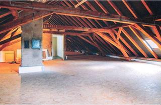 Wohnung kaufen in 77876 Kappelrodeck, Dachgeschoss-Ausbau - 4-Zimmer-ETW mit Balkon und PKW-Stellplatzin 77876 Kappelrodeck