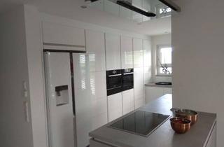 Wohnung kaufen in Stuttgarter Straße 84, 74211 Leingarten, Traumhaftes Wohnen in Leingarten: Modernes Zuhause mit Heuchelberg-Blick & Luxus-Komfort!