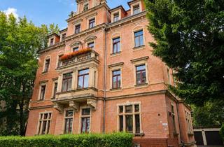 Wohnung kaufen in Gohliser Straße 13, 01159 Löbtau-Nord, Wohnen mit Charakter: Schöne Dachgeschosswohnung zum Wohlfühlen