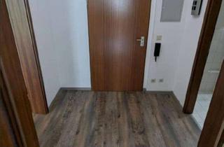 Wohnung kaufen in 75175 Oststadt, 2-Zimmer-Erdgeschosswohnung mit Terrasse und Garagenstellplatz in Pforzheim