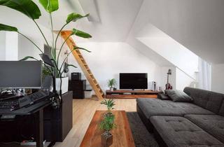 Wohnung kaufen in 85452 Moosinning, Wohnen mit besonderem Charme-helle 2-Zimmer-Dachgeschosswohnung mit ausgebautem Spitzboden