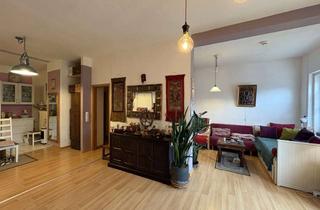 Wohnung kaufen in 23730 Neustadt, Provisionsfrei! - Attraktive Anlageimmobilie: Vermietete Wohnung mit Garage
