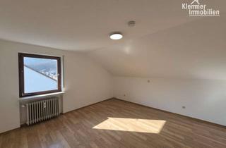 Wohnung mieten in 97816 Lohr, 3-Zimmer Dachgeschosswohnung in Lohr-Steinbach
