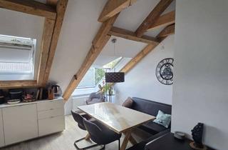 Wohnung mieten in Zugspitzstraße 10, 86399 Bobingen, Schöne Dachgeschosswohnung mit 3 Zimmern, Einbauküche & Teilmöblierung