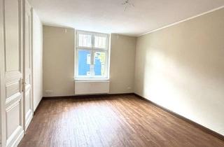 Wohnung mieten in Dorotheenstr. 31, 45130 Rüttenscheid, 3-Zimmer-Altbaucharme mit großem Balkon - im Herzen von RÜ!