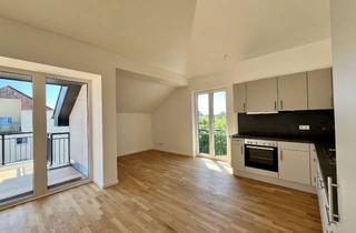 Wohnung mieten in Mittelfeldring, 15344 Strausberg, TRAUMHAFTE Dachgeschosswohnung mit großer Terrasse, hohen Decken und viel Charakter