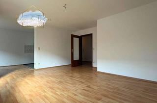 Wohnung mieten in 75172 Weststadt, Attraktive 3-Zimmer-Wohnung mit Balkon und Stellplatz in zentraler Lage von Pforzheim