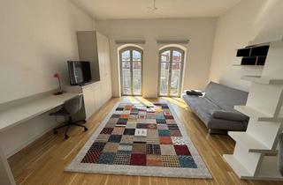 Wohnung mieten in Carl-Spindler-Straße 15w, 12555 Köpenick, Stilvolles Single-Apartment - möbliert mit großzügiger Einbauküche und sonnigem Balkon