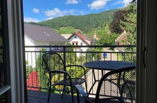 Wohnung mieten in Gaisbach, 77704 Oberkirch, Wohnen am Gaisbacher Schloss_ 3-Zimmer-Dachgeschosswohnung mit Balkon und EBK in Oberkirch