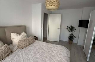 Wohnung mieten in Simon-Bolivar-Straße 30, 13055 Alt-Hohenschönhausen, Zwischenmiete 12/26-05/27 // 3 Zimmer mit Garten