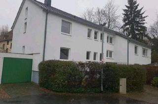 Wohnung mieten in Merckerstraße, 30629 Misburg-Nord, Wohnen mit Charakter: 3-Zimmer-Dachgeschosswohnung mit Küche