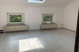 Wohnung mieten in Hüttenstrasse 107, 52068 Aachen, Gepflegte 1-Zimmer-DG-Wohnung in Aachen