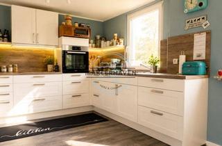 Wohnung kaufen in 26382 Wilhelmshaven, Kernsanierte 3 Zimmer Wohnung zu verkaufen