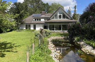 Haus kaufen in 31303 Burgdorf, Ein Zuhause mit Seltenheitswert - Exklusives EFH mit Pool und parkähnlichem Grundstück in Ehlersh...