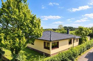 Haus kaufen in 24983 Handewitt, Viel Potenzial in Feldrandlage! Bungalow mit Raum für neue Ideen