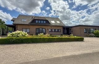 Haus kaufen in 46399 Bocholt, Ein Haus - Drei Wohneinheiten - Unendlich viel Potenzial
